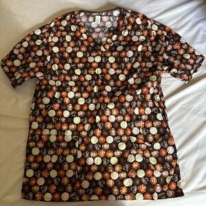 Women’s scrub top